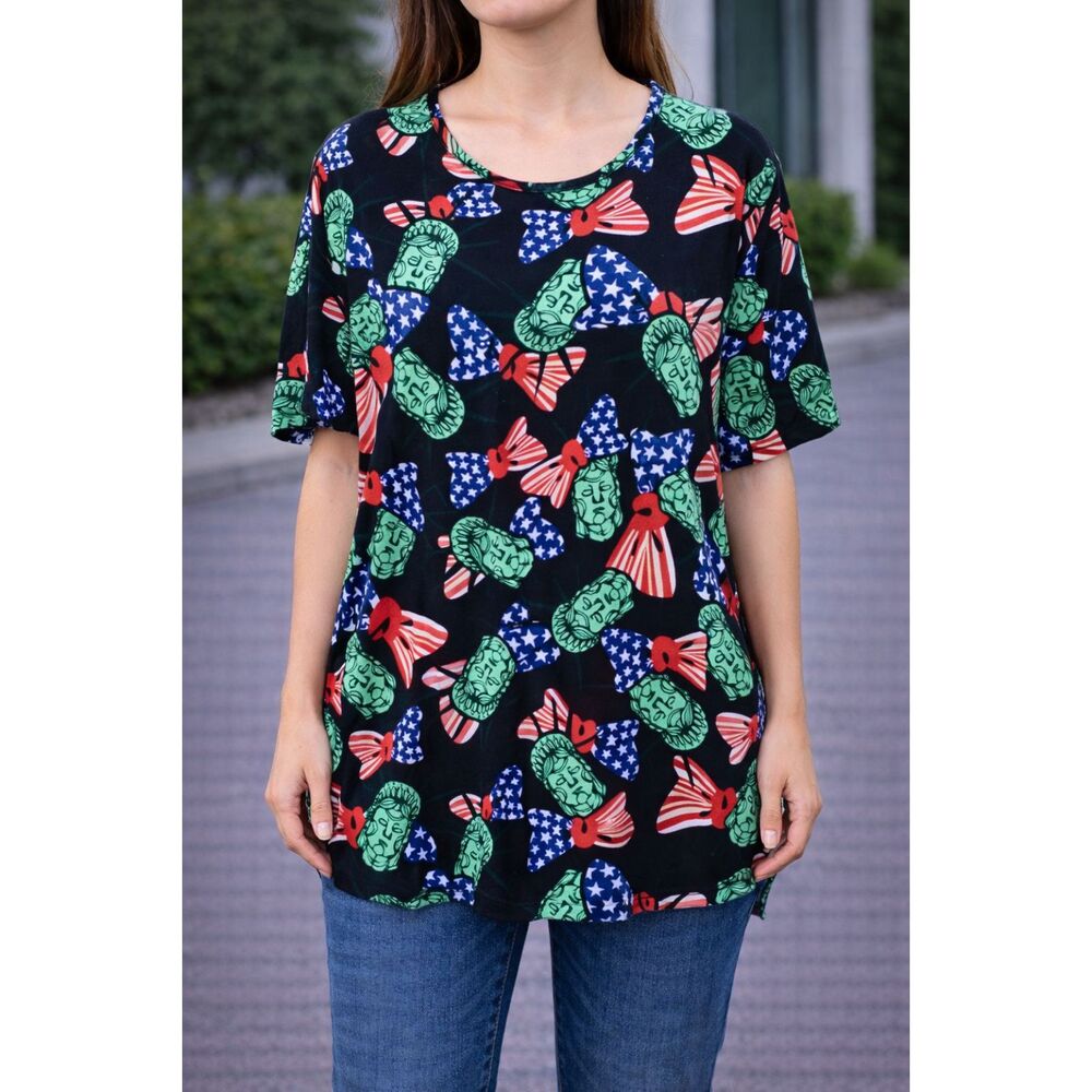 LuLaRoe Short Sleeve Lady Liberty Top S